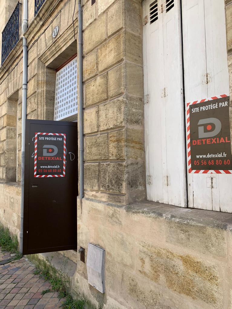 Système d'alarme anti-squat